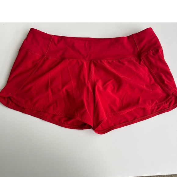 $68 Lululemon 12 Speed Up Low-Rise Lined Short 2.5" Red Logo Zipper Pocket - Picture 4 of 7